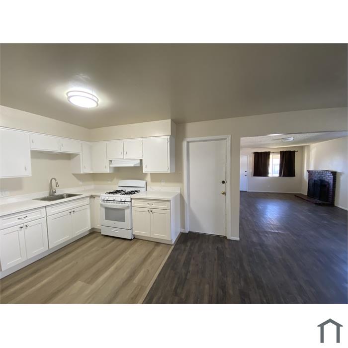 2713 El Caprice Dr