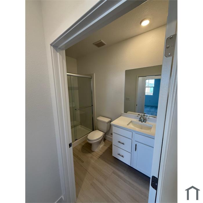 4284 Greenshank Cir