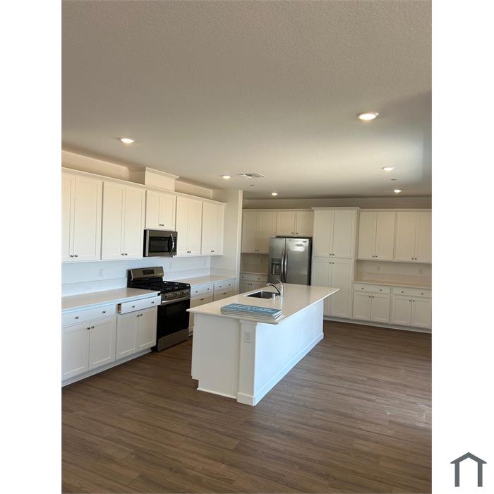 4542 Duckhawk Cir