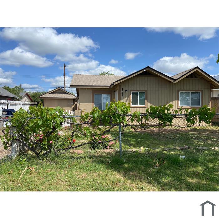 1013 Santiago Ave