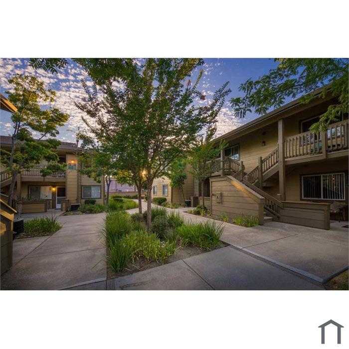 6000 S Land Park Dr