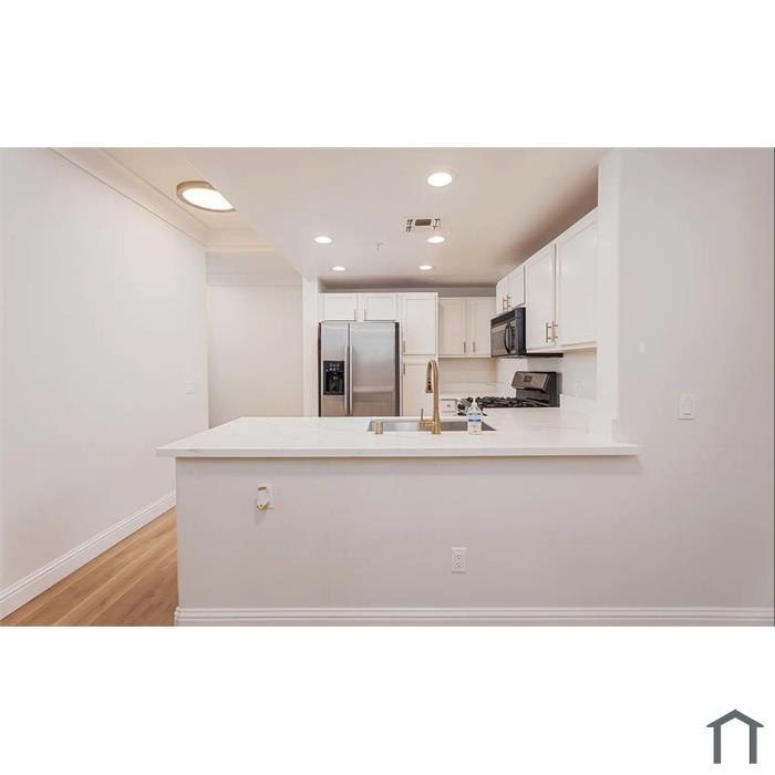 4800 Westlake Pkwy