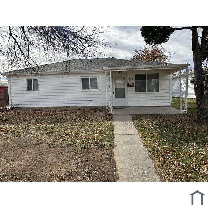 911 Victor St