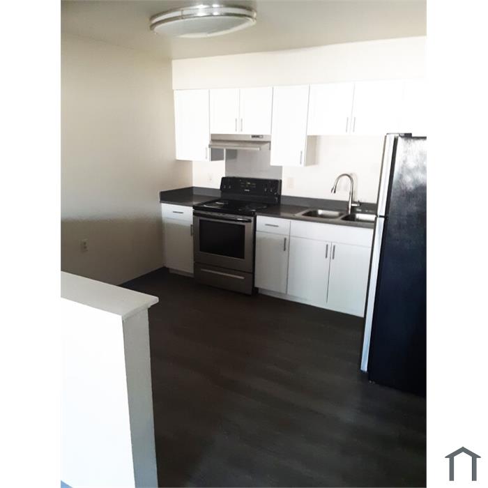 Kearney Plaza Apartments