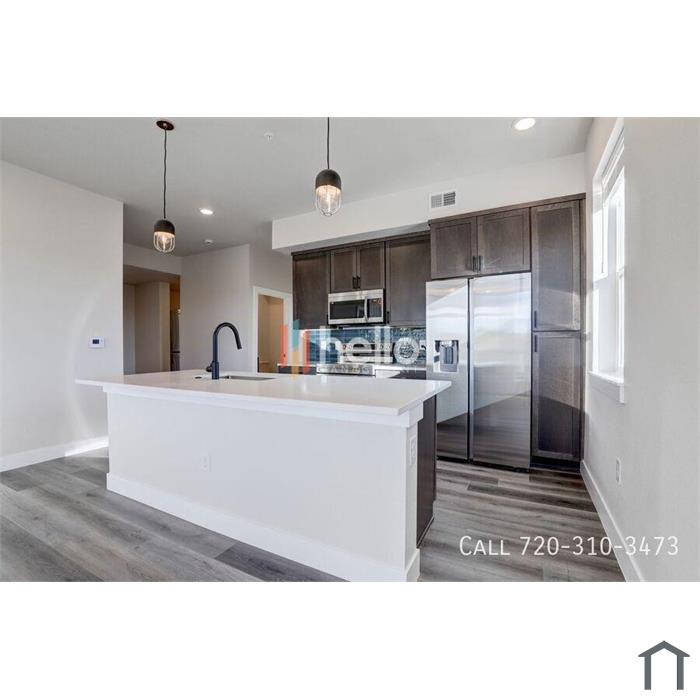 1 month free! 208 Quitman St, Apt 405â€“ Steps from Light Rail & Sloanâ€™s Lake!