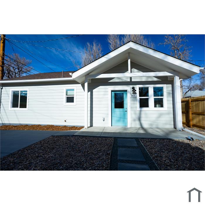 969 Hazel Ct