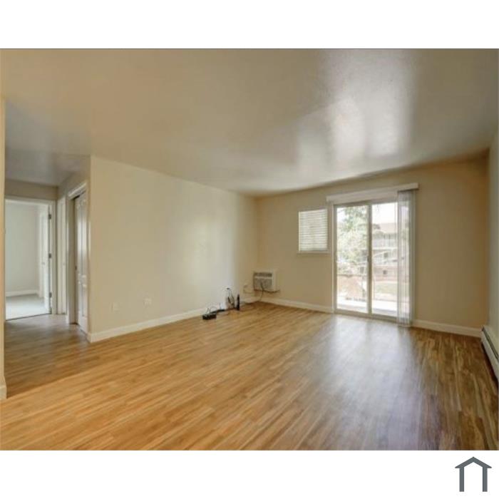 1375 Everett Ct