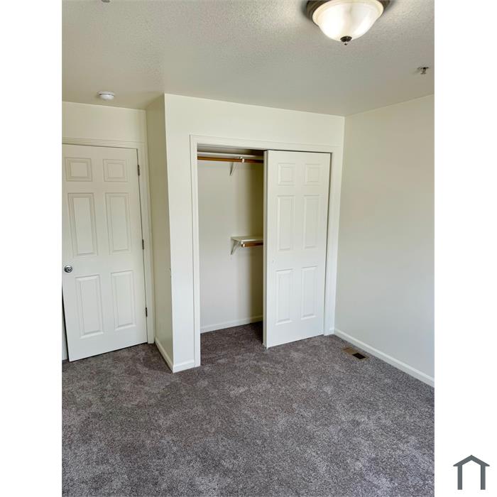 3185 W Nevada Pl