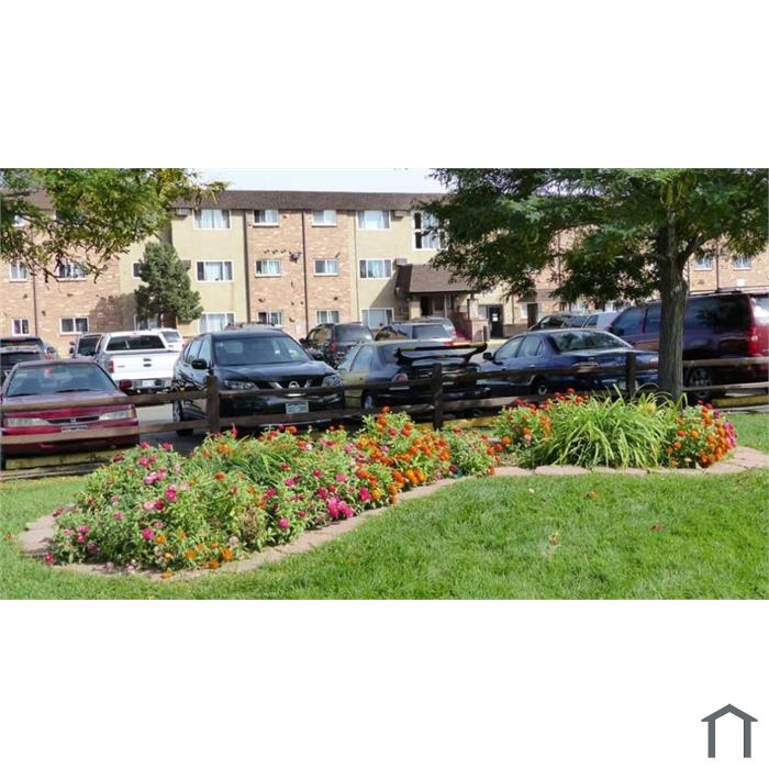 Forest Manor Apartments