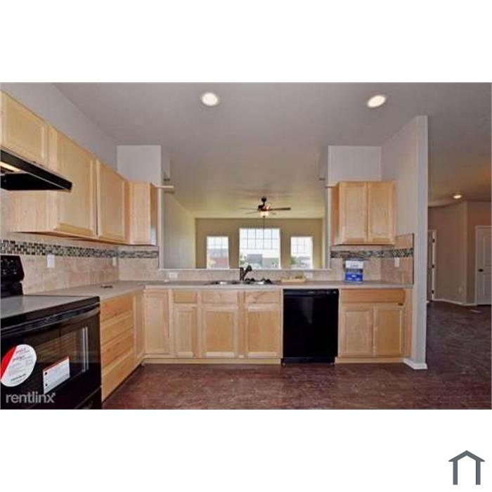 700 Finch Dr
