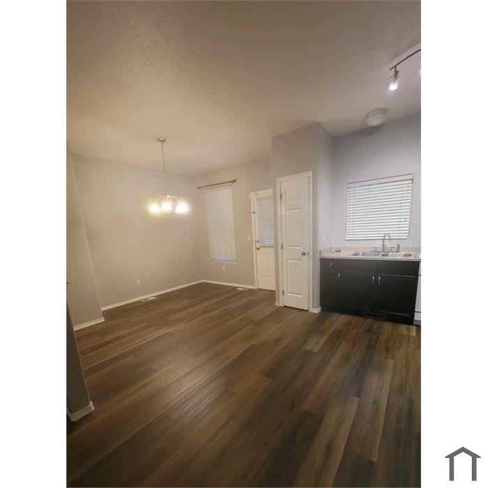 10514 Country Park Pt