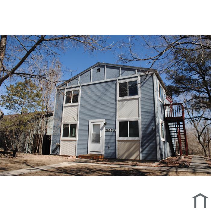 2107 N Chestnut St