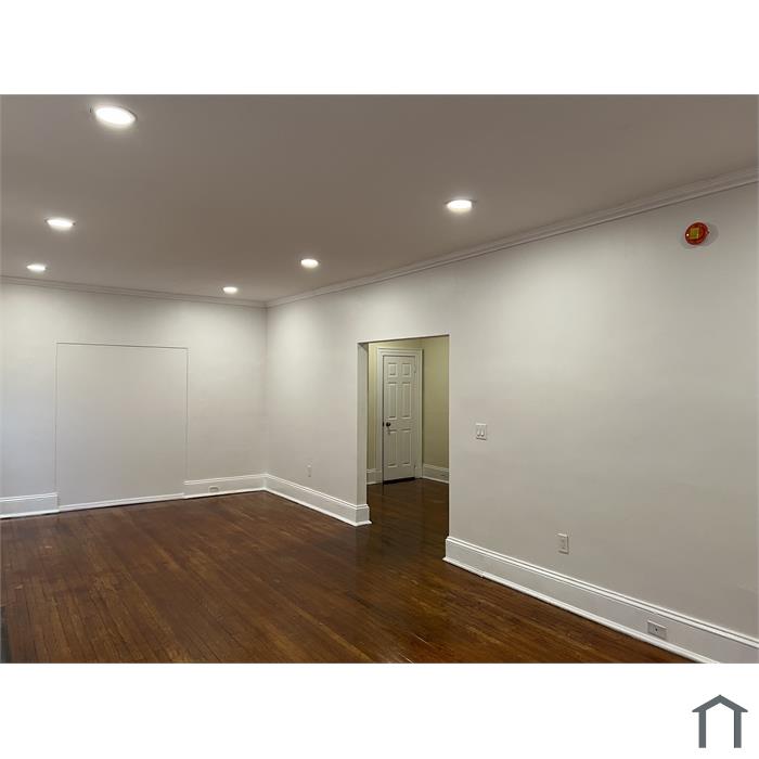 26 Sherman St