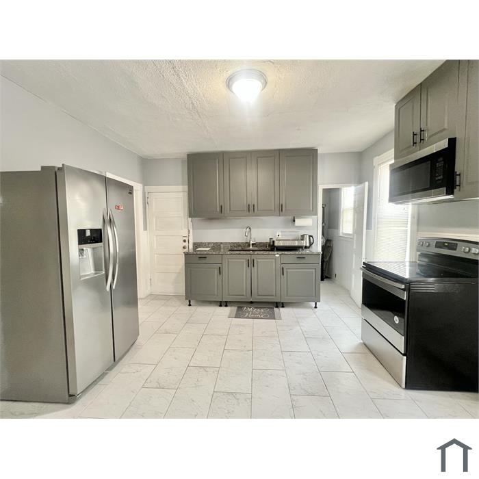 67 Harbison Ave