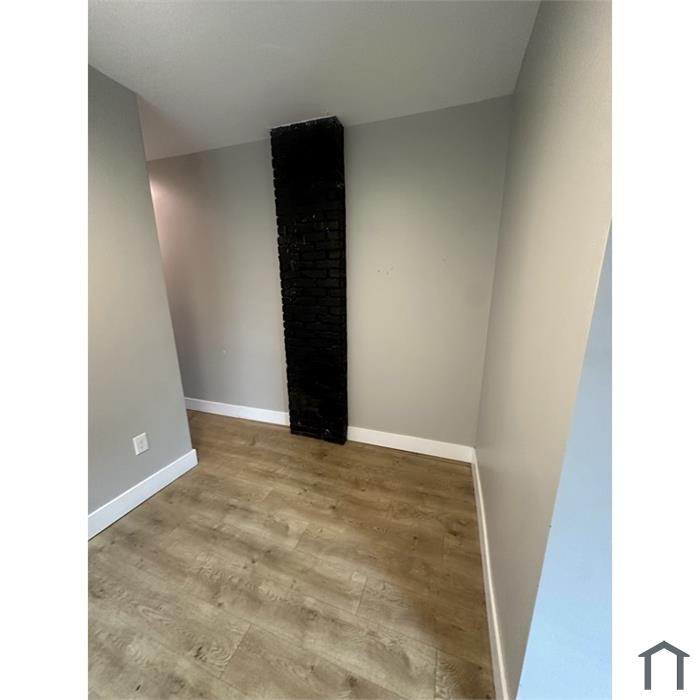 36 Mahl Ave