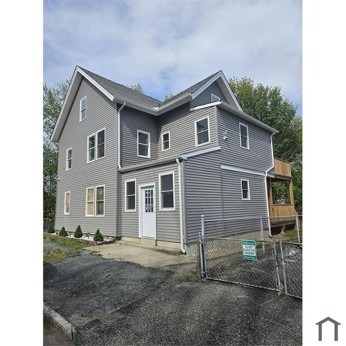32 Lester St