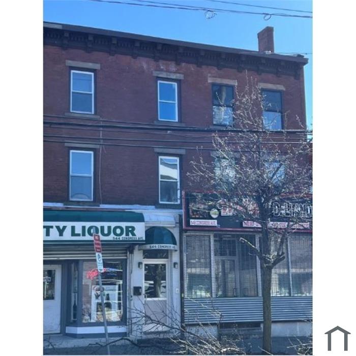 546 Congress Ave