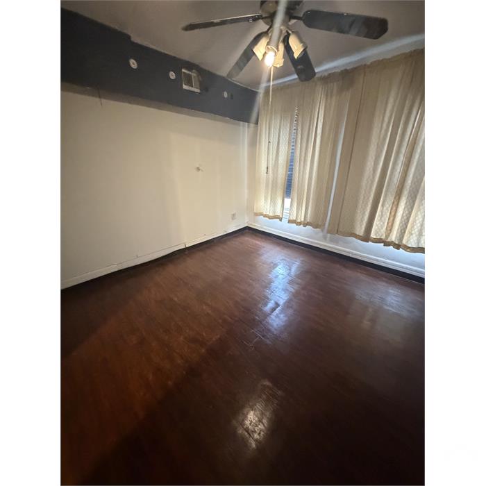 21 Kossuth St