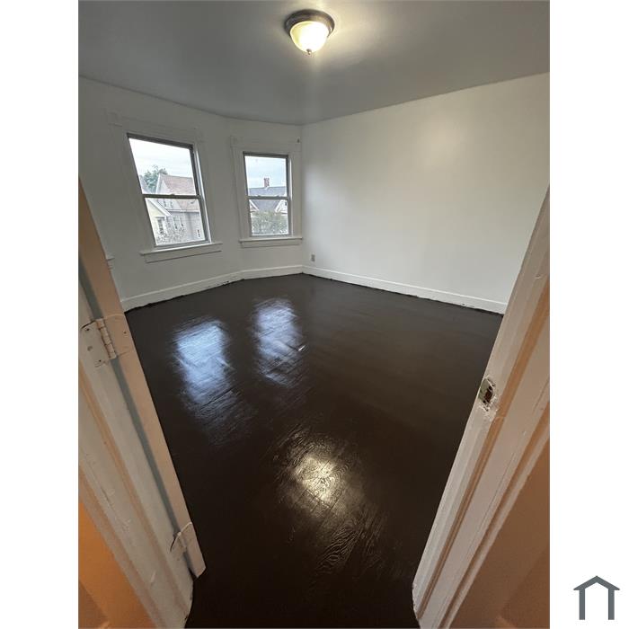 52 Worth St