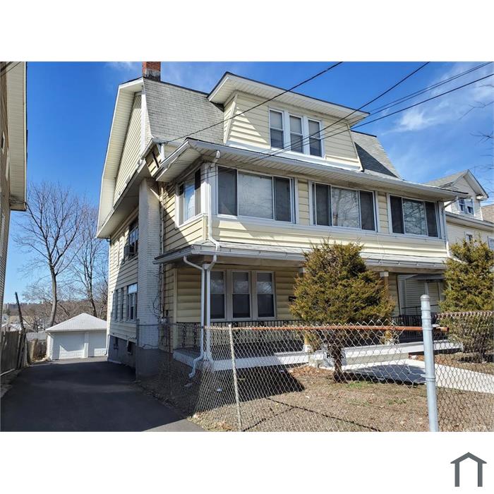 1574 North Ave