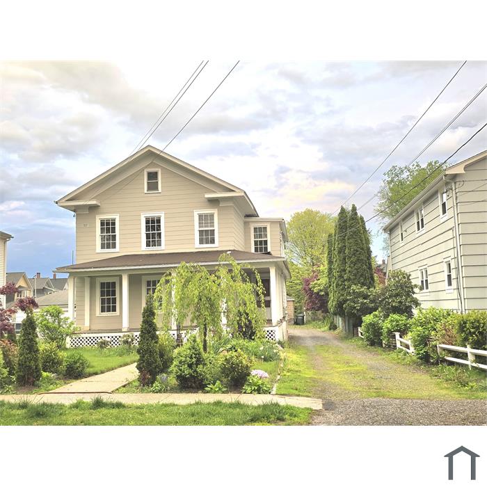 318 Grovers Ave