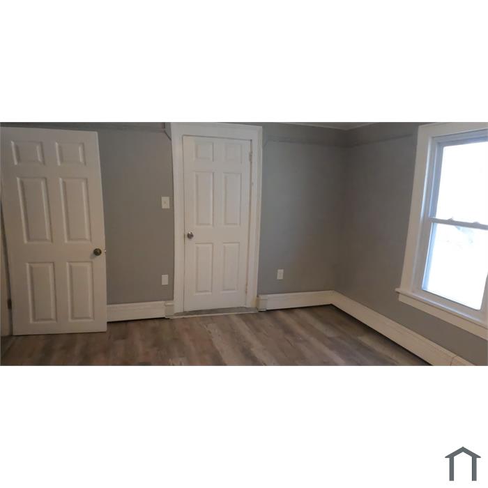 2 Bedroom Apartment 324 Wilmot Ave in Bridgeport, CT