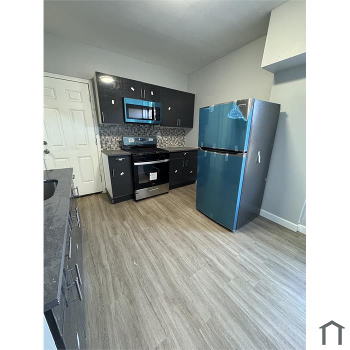 455 E Main St