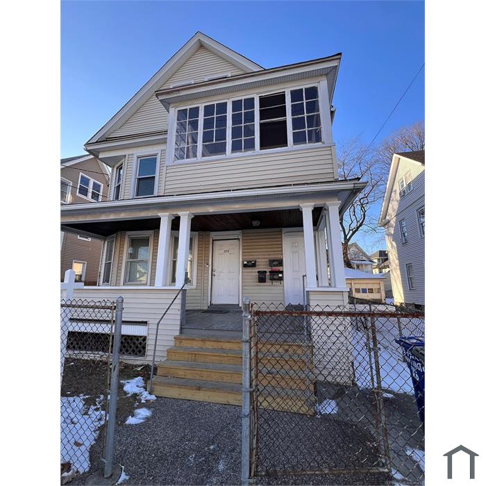 377 Huntington Rd