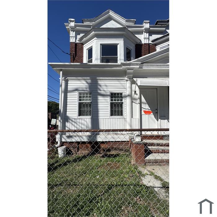 1761 Central Ave