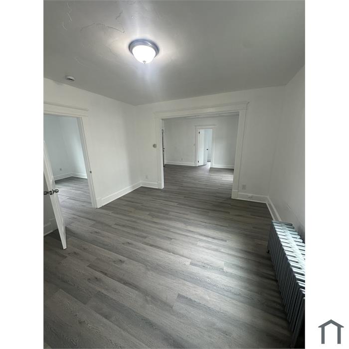 16 Webb St