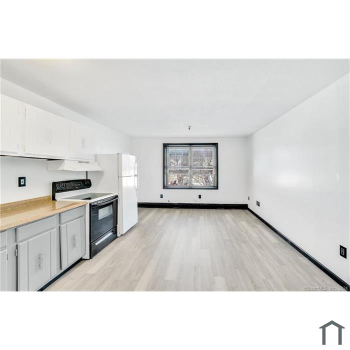 1660 E Main St