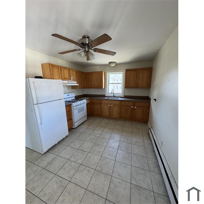 1010 W Main St