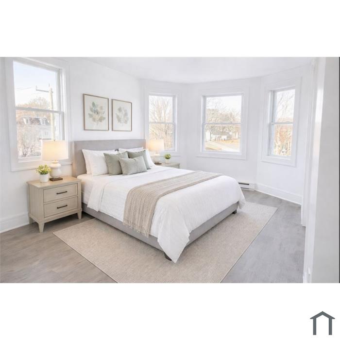 10 Balmforth Ave
