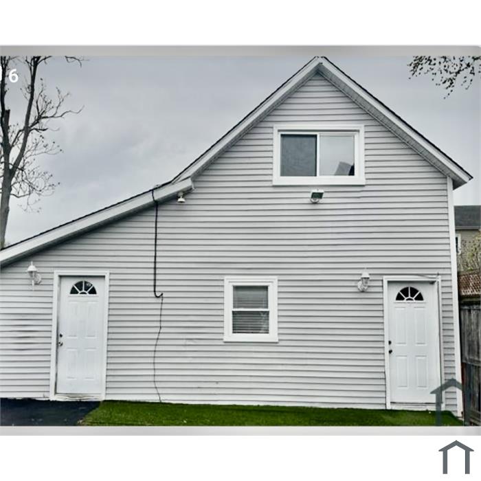 51 1st St