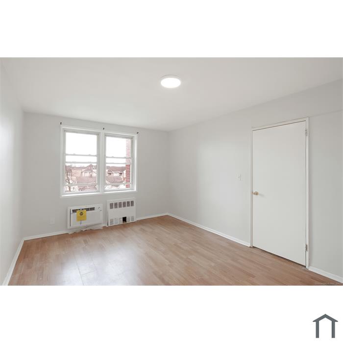 39 Glenbrook Rd