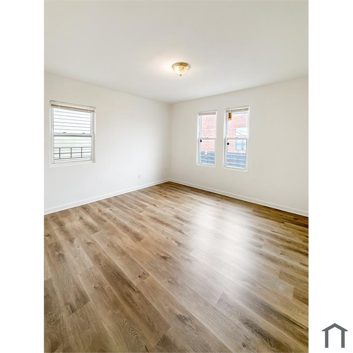 1308 Gallaudet St NE