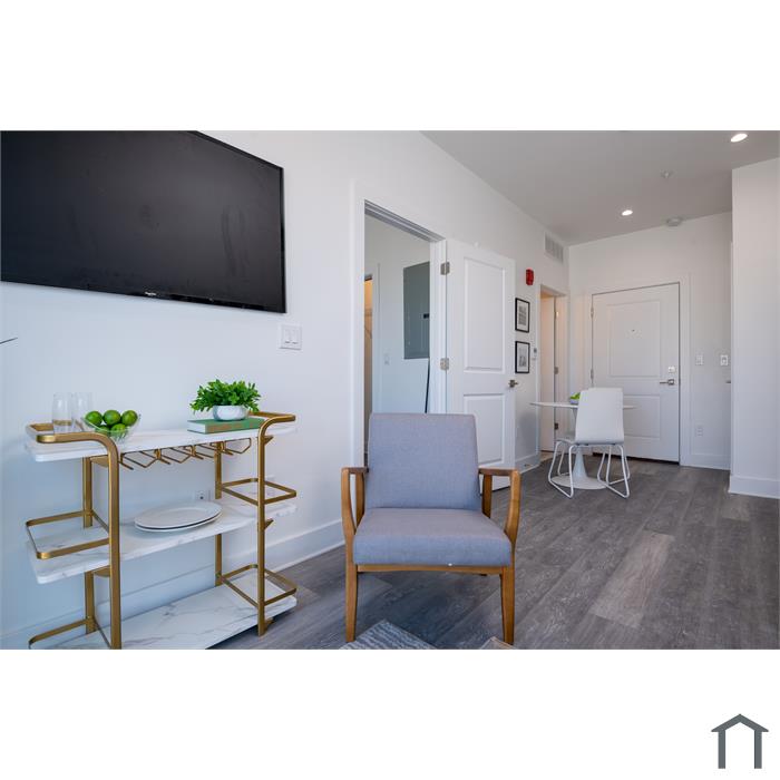 818 Bladensburg Rd NE