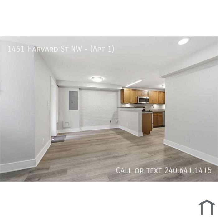 Lovely 1 BR/1 BA Apartment in Columbia Heights! Parking and Water Included!