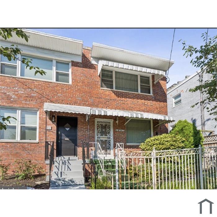 94 Tuckerman St NW