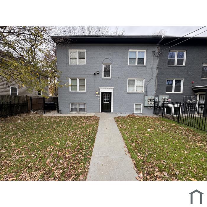 1416 Eastern Townhome Apartments