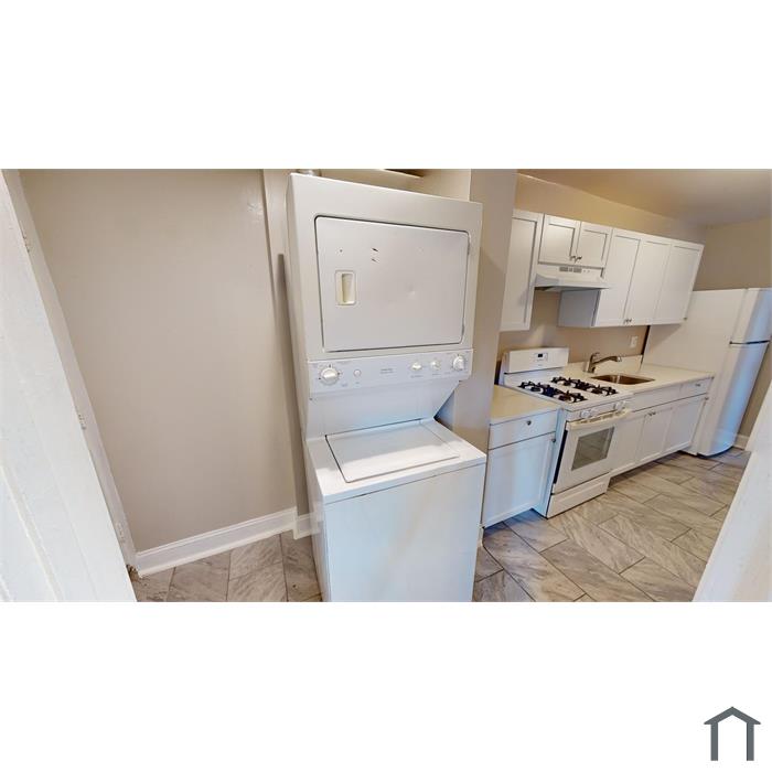 3137 Buena Vista Ter SE