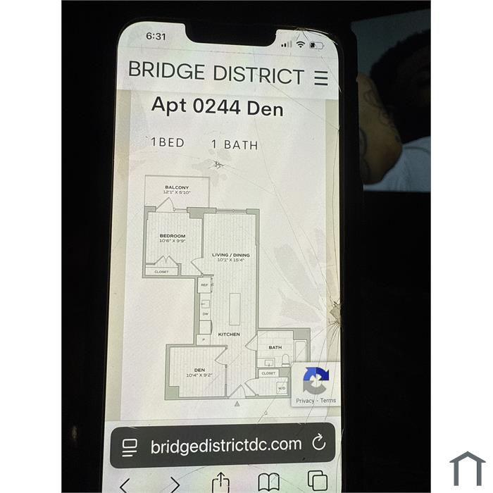 632 Howard Rd SE