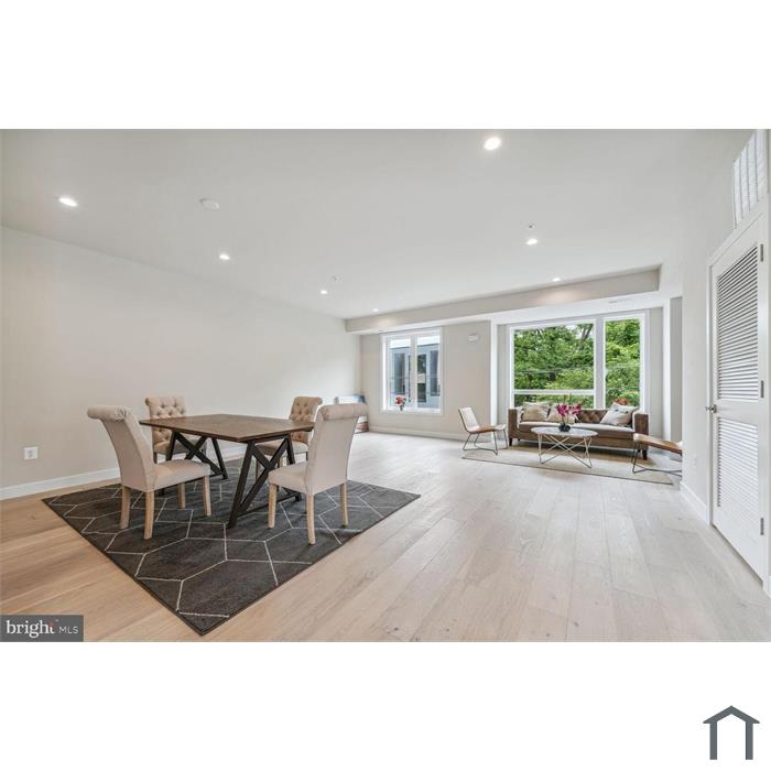 2512 Elvans Rd SE