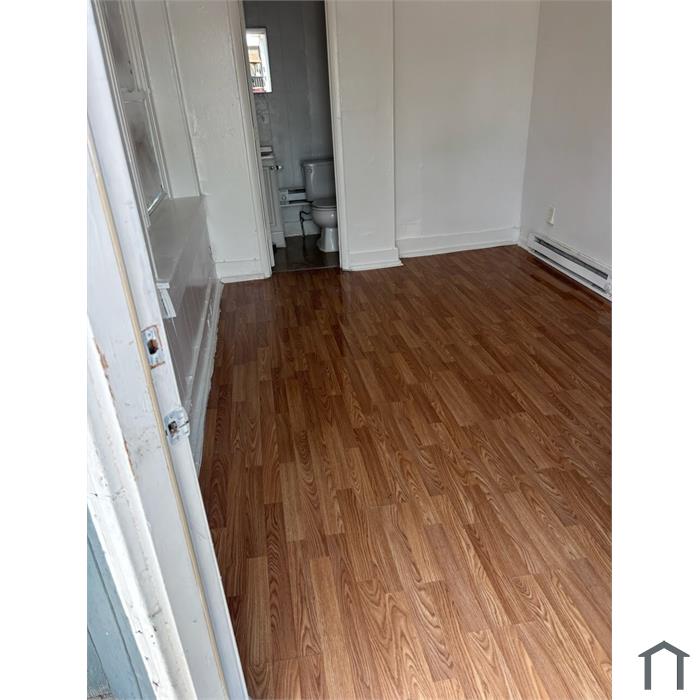 101 N DuPont St