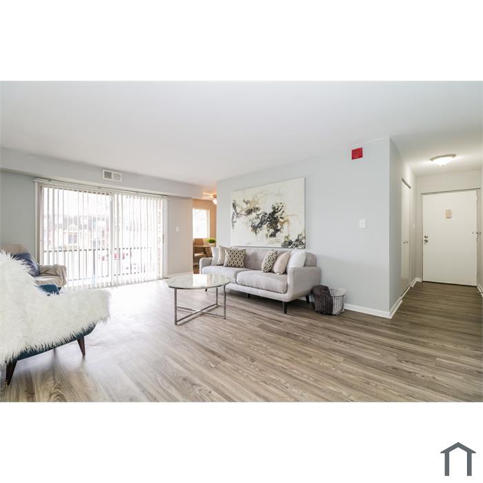 Dover Country Club Apartments