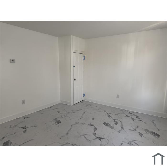 15 S Governors Ave