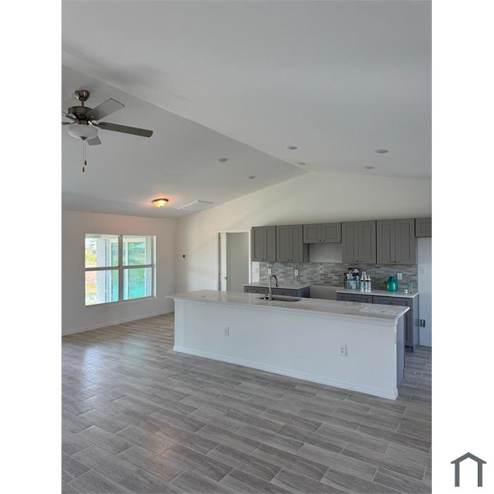 3928 Northeast 17th Avenue, Cape Coral, FL 33909, USA