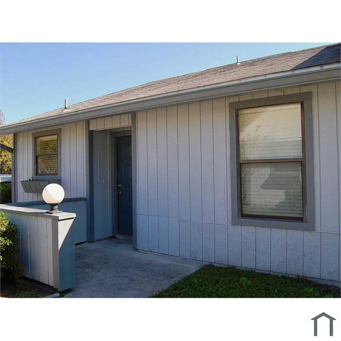 1338 Yorktown Pl