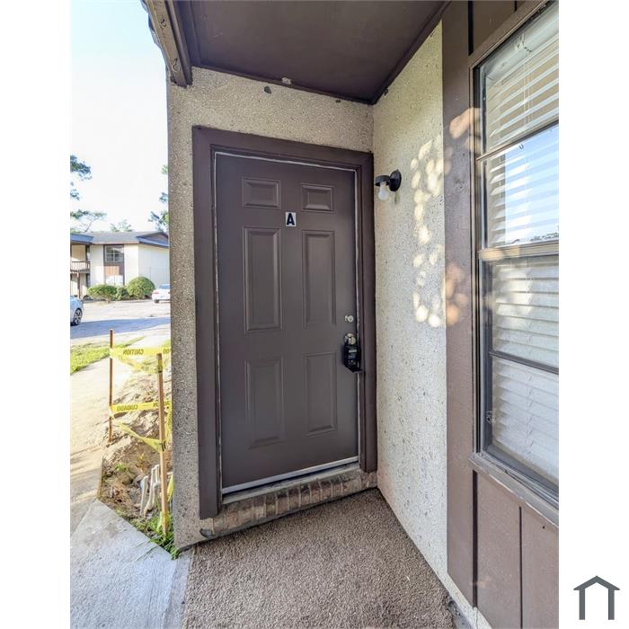 476 Bentwood Ln