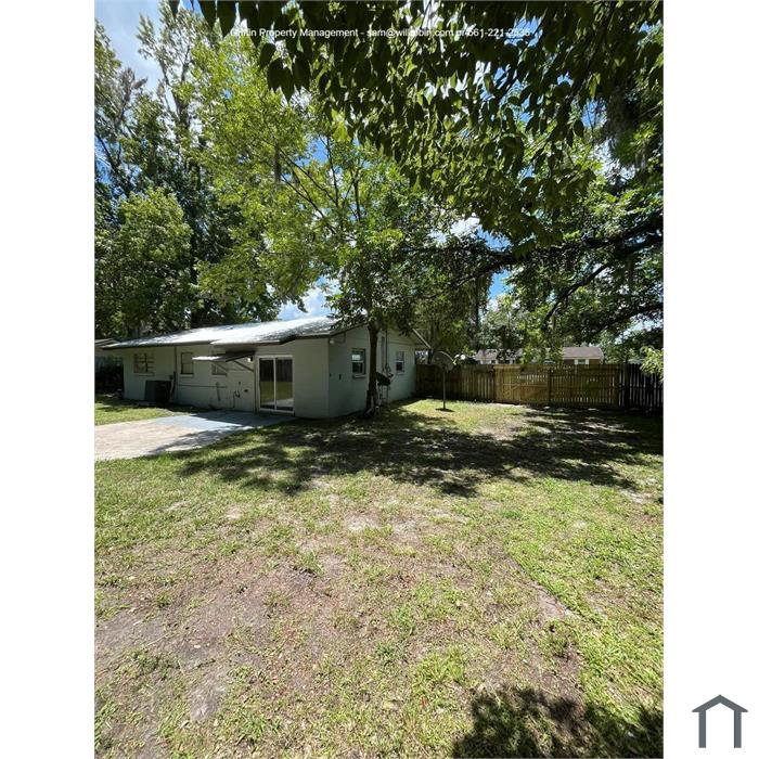 1107 Calvary St